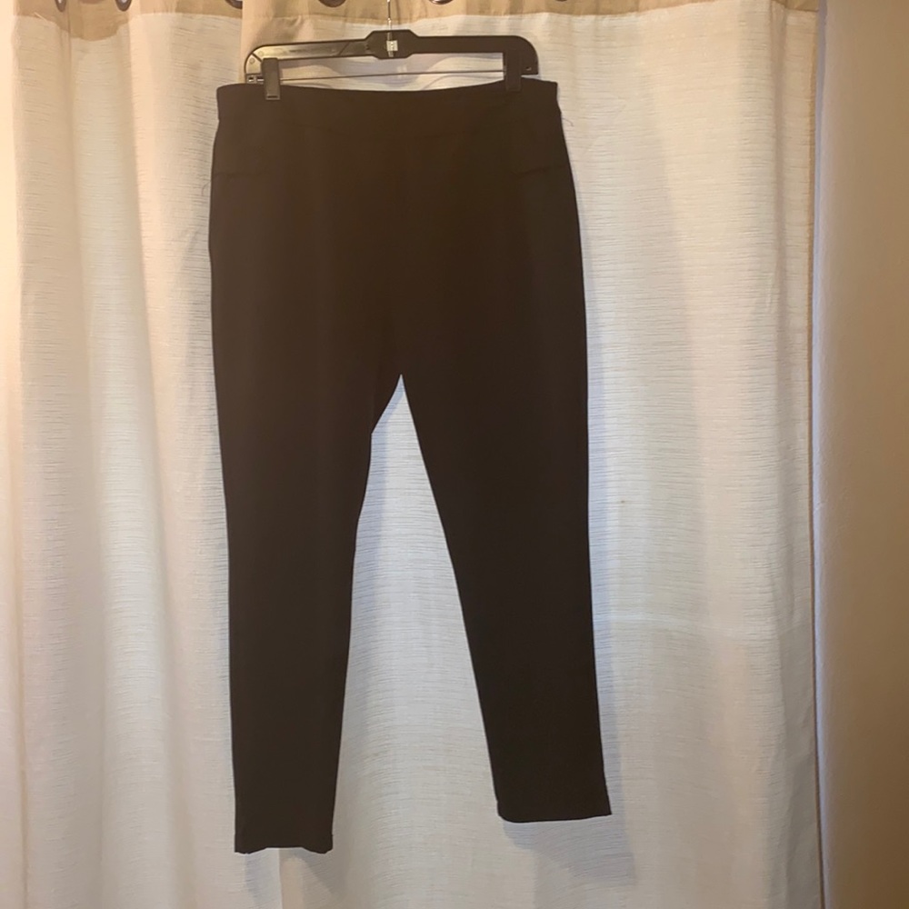 Black leggings